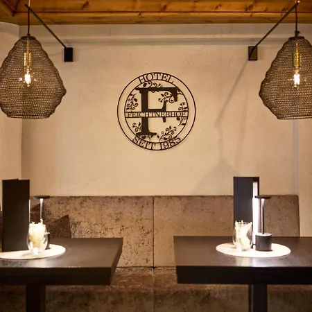 Aktivhotel Feichtner Hof فندق كاونرتال
